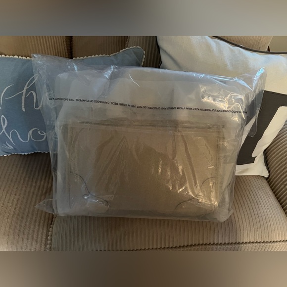 Coach Millie Satchel new in packaging - Picture 10 of 10